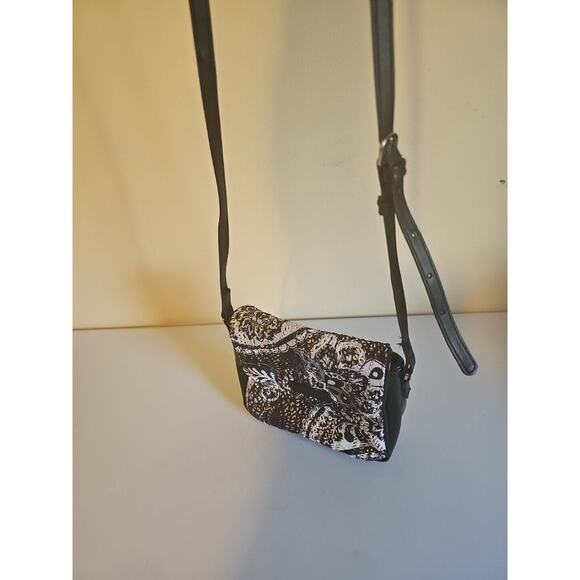 Vera Bradley Summer Sparkle Crossbody Bag MIDNIGHT PAISLEY Small‎ Purse - Picture 8 of 10